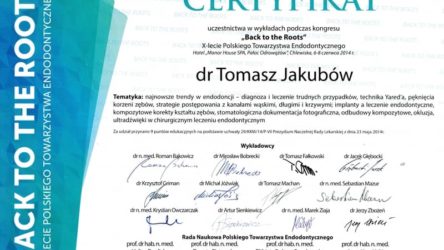 lek. dent. Tomasz Jakubów