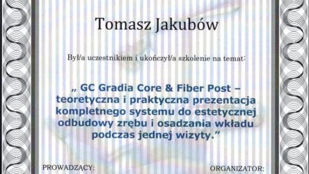 lek. dent. Tomasz Jakubów